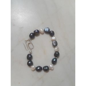 Womens A Grade Blue & White Irregular Shape Pearl Bracelet w Rectangle Clasp